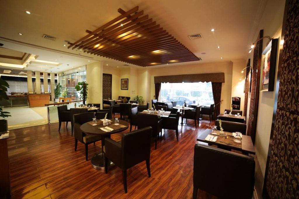 Park Lane Hotel Lahore Exterior photo